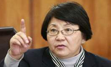 Р.Отунбаева призвала правительство Кыргызстана использовать и внедрять опыт Казахстана