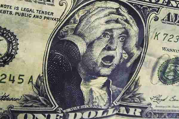 В Казахстане закончилась эра доллара