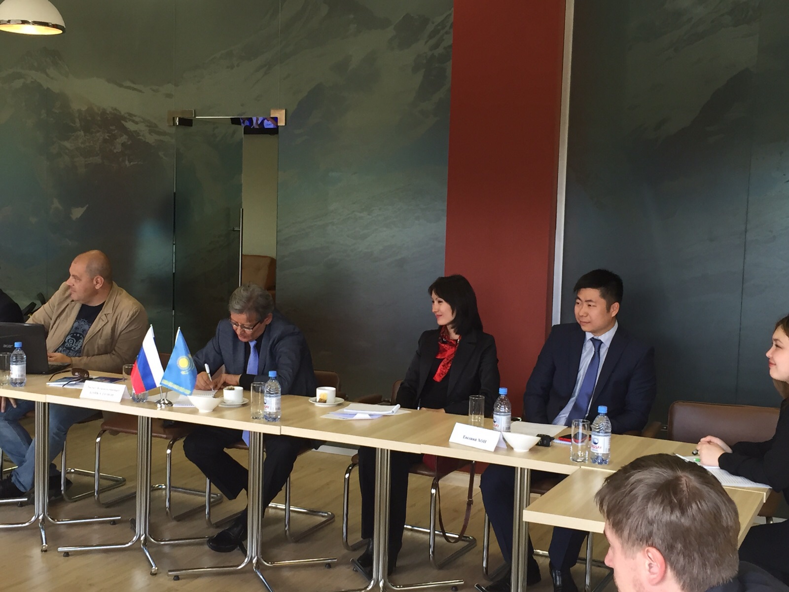 Трансграничное сотрудничество Казахстана и России обсудили в Астане