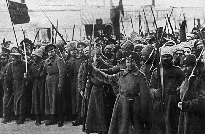 100 лет со дня революции — в Астрахани обсудили события Февраля 1917 года